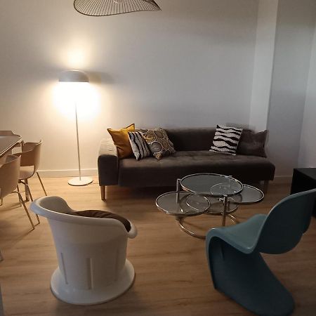 Chelles Centre Ville 2 Chambres Pres Des Bords De Marne 10 Minutes A Pieds De La Gare De Chelles-Gournay 5 Minutes De La Gare De Vaires-Sur-Marne 20 Minutes De Disneyland Jusqu'A 5 Couchages Possibles 外观 照片
