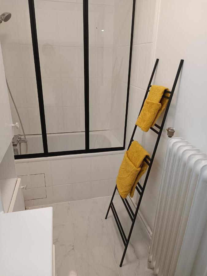 Chelles Centre Ville 2 Chambres Pres Des Bords De Marne 10 Minutes A Pieds De La Gare De Chelles-Gournay 5 Minutes De La Gare De Vaires-Sur-Marne 20 Minutes De Disneyland Jusqu'A 5 Couchages Possibles 外观 照片