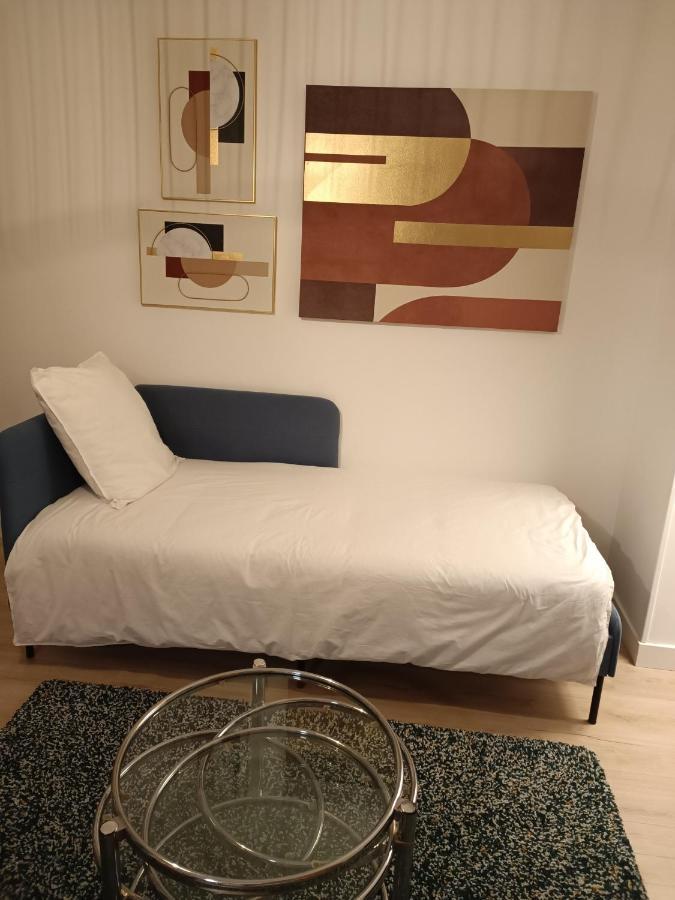 Chelles Centre Ville 2 Chambres Pres Des Bords De Marne 10 Minutes A Pieds De La Gare De Chelles-Gournay 5 Minutes De La Gare De Vaires-Sur-Marne 20 Minutes De Disneyland Jusqu'A 5 Couchages Possibles 外观 照片